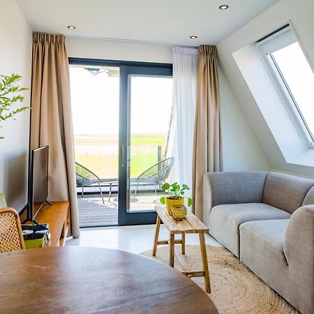 הולום The Sunset Apartments מראה חיצוני תמונה