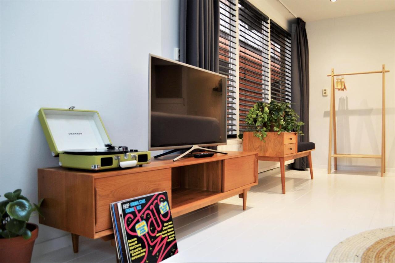 הולום The Sunset Apartments מראה חיצוני תמונה
